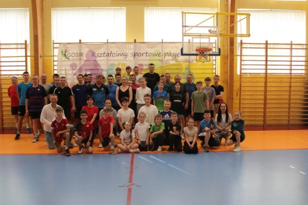 Otwarty Turniej Tenisa Stołowego o Puchar Wójta Gminy Dębe Wielkie 3.05.2025r.